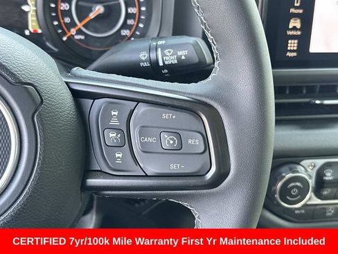 Certified 2025 Jeep Gladiator Mojave AWD/4WD image 26