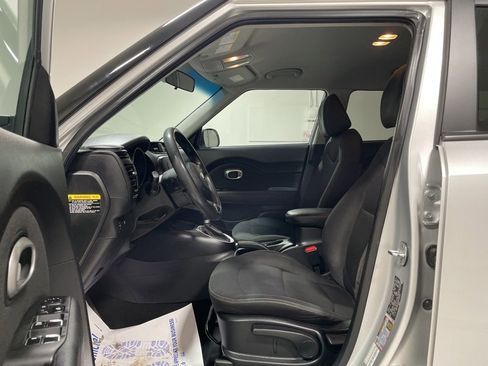 Certified 2017 Kia Soul image 17
