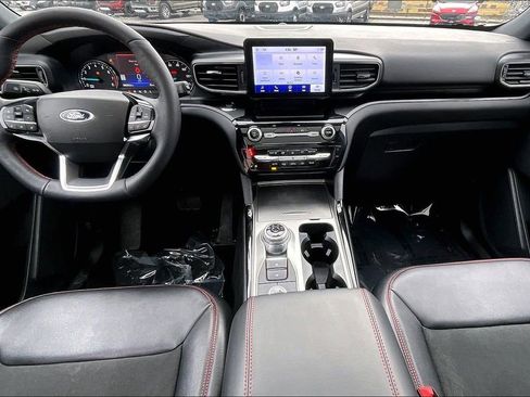 Used 2022 Ford Explorer ST-Line w/ Class IV Trailer Tow Package image 14