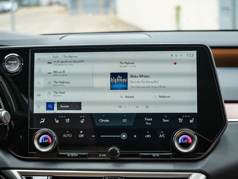 New 2026 Lexus RX 350h AWD/4WD image 13