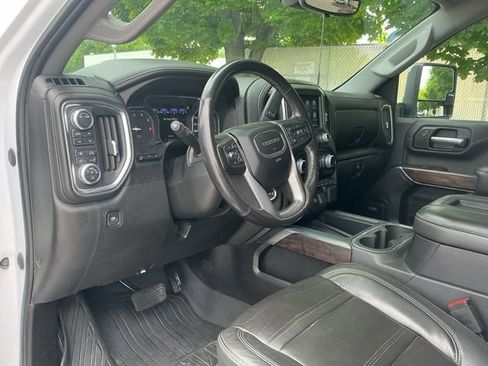 Used 2020 GMC Sierra 2500 Denali w/ Denali Ultimate Package AWD/4WD image 13