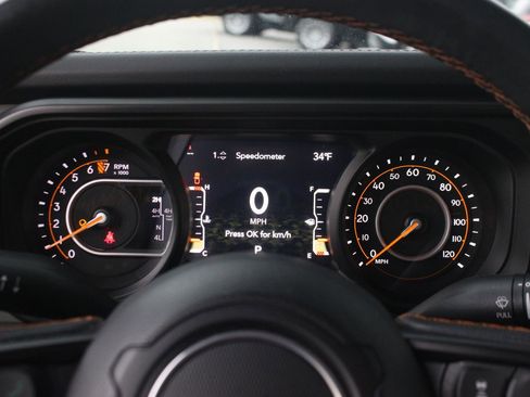 Used 2024 Jeep Gladiator Mojave image 23