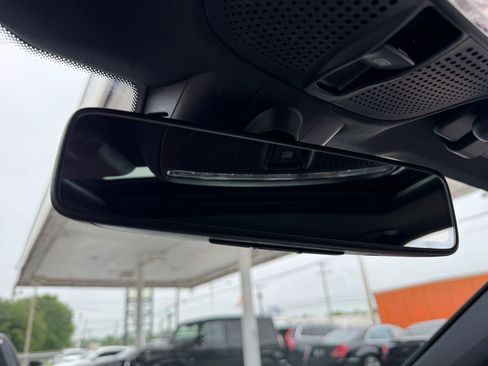 Used 2019 Mercedes-Benz E 300 image 43