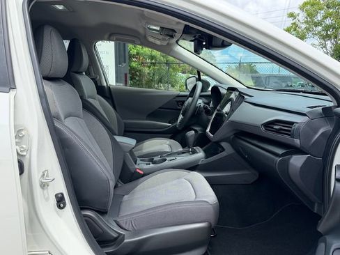 Used 2024 Subaru Crosstrek 2.0i Premium AWD/4WD image 17