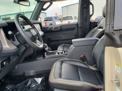 New 2026 Ford Bronco Outer Banks w/ Sasquatch Package