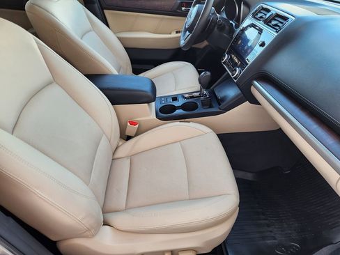 Used 2019 Subaru Outback 2.5i Limited image 14