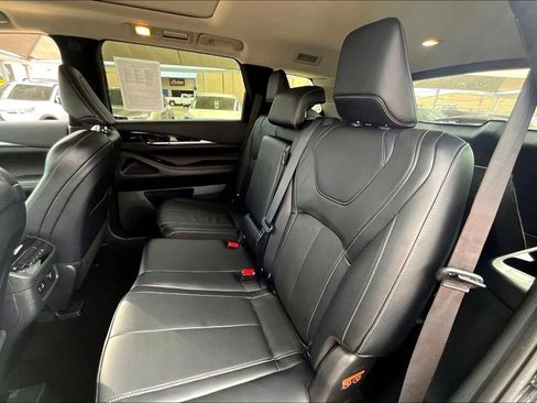Certified 2023 INFINITI QX60 Pure AWD/4WD image 39