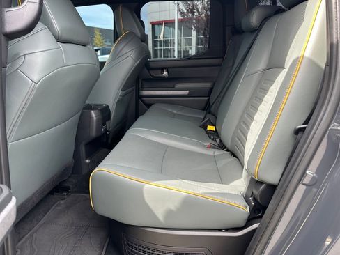 Used 2024 Toyota Tacoma Trailhunter image 14