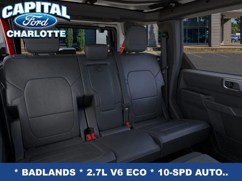 New 2025 Ford Bronco Badlands w/ Sasquatch Package AWD/4WD image 13