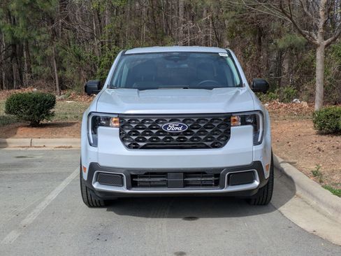 New 2026 Ford Maverick Lariat w/ 4K Tow Package AWD/4WD image 7