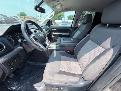 Used 2015 Toyota Tundra SR5 w/ TRD Off Road Package AWD/4WD image 13