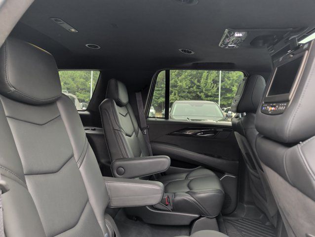 Used 2018 Cadillac Escalade Platinum AWD/4WD image 22