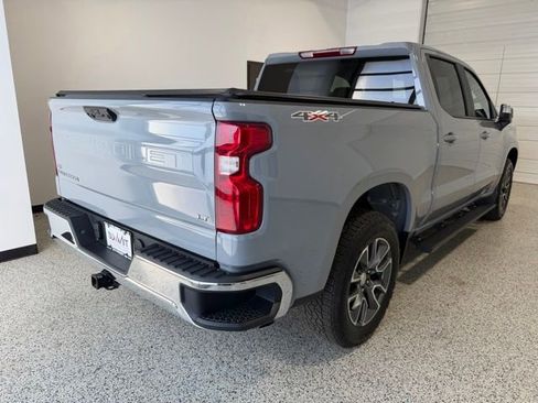 Used 2024 Chevrolet Silverado 1500 LT AWD/4WD image 3