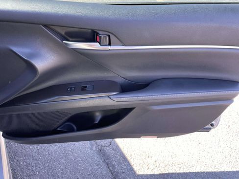Used 2022 Toyota Camry XSE image 41