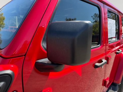 Used 2022 Jeep Wrangler Unlimited Sahara 4xe image 11