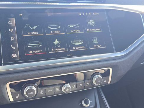 New 2025 Audi Q3 2.0T Premium Plus image 28