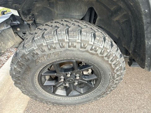 Used 2024 Jeep Wrangler Unlimited Sport AWD/4WD image 7