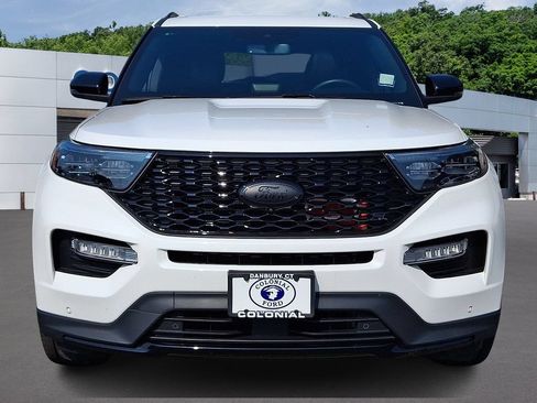 Used 2024 Ford Explorer ST w/ Equipment Group 401A AWD/4WD image 2
