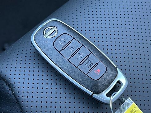 New 2026 Nissan Rogue Platinum w/ Platinum Premium Package image 32