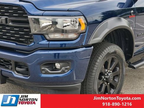 Used 2018 Toyota 4Runner Limited AWD/4WD image 11