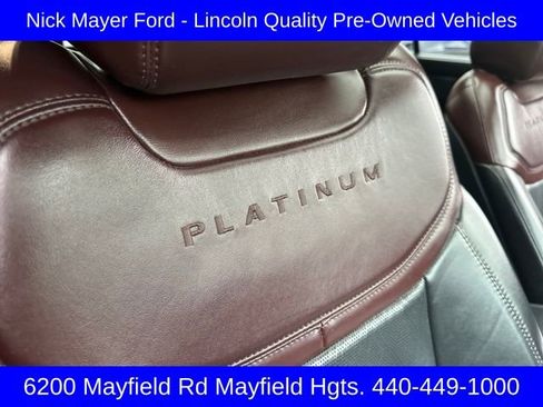 Used 2020 Ford Explorer Platinum w/ Premium Technology Package image 12