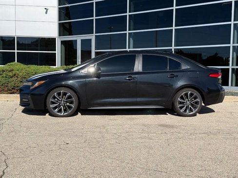 Used 2021 Toyota Corolla SE w/ Carpet Mat Package (TMS) FWD image 6
