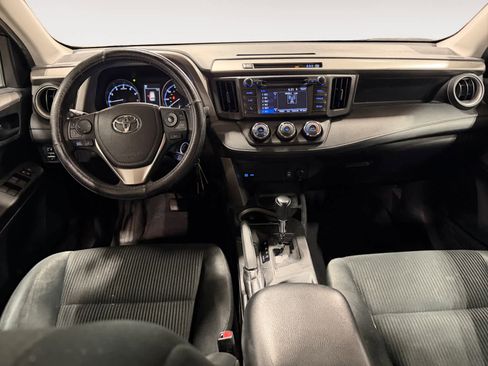 Used 2017 Toyota RAV4 LE FWD image 11