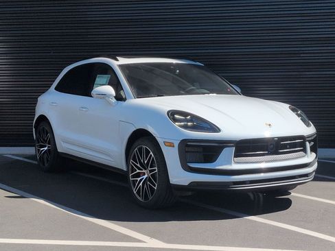New 2026 Porsche Macan S image 7