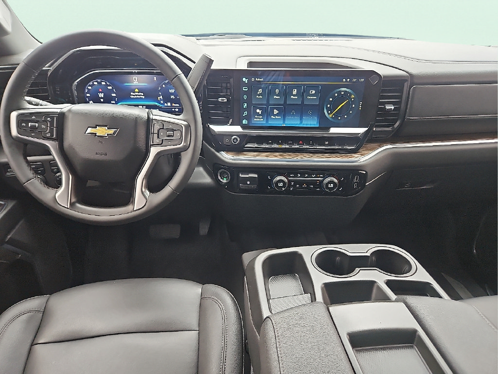Used 2024 Chevrolet Silverado 1500 LT w/ Leather Package AWD/4WD image 11