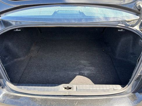 Used 2015 Subaru Legacy 2.5i Premium AWD/4WD image 17