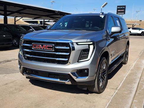 New 2026 GMC Yukon XL Elevation image 7