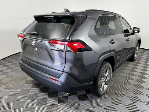 Used 2024 Toyota RAV4 XLE AWD/4WD image 5