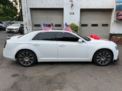Used 2012 Chrysler 300 S RWD image 16
