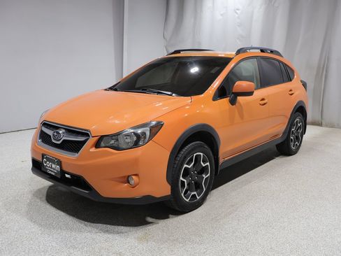 Used 2013 Subaru Crosstrek 2.0i Premium w/ Popular Pkg 1 AWD/4WD image 6