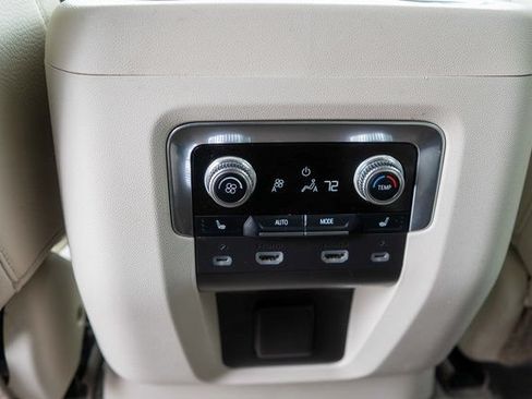 Used 2023 GMC Yukon Denali w/ Denali Reserve Package AWD/4WD image 20