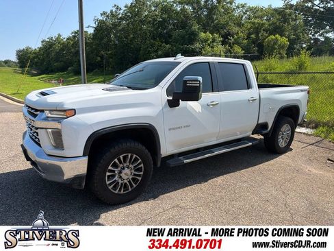 Used 2023 Chevrolet Silverado 2500 LTZ w/ Safety Package AWD/4WD image 5