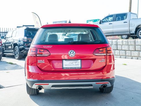 Used 2017 Volkswagen Golf Alltrack S AWD/4WD image 6