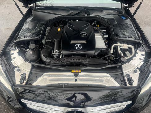 Used 2017 Mercedes-Benz C 300 Sedan image 28