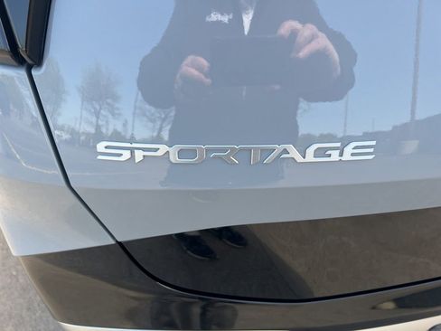 Certified 2024 Kia Sportage SX AWD/4WD image 30