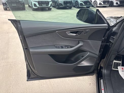Used 2024 Audi RS Q8 AWD/4WD image 13