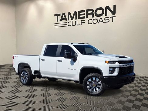Used 2023 Chevrolet Silverado 2500 Custom w/ Custom Value Package image 1