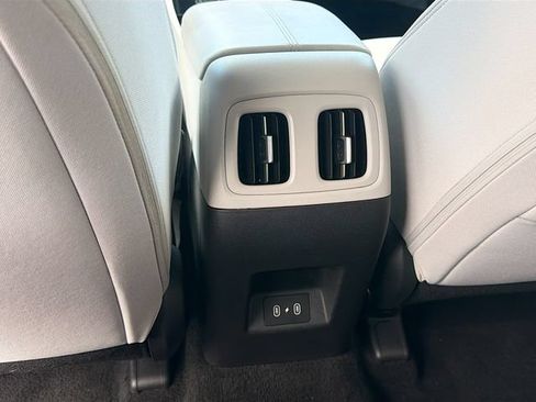 Certified 2025 Hyundai Tucson SEL FWD image 25