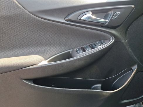 Used 2021 Chevrolet Malibu RS FWD image 13