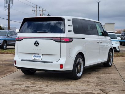 New 2025 Volkswagen ID. Buzz Pro S