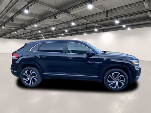 Used 2022 Volkswagen Atlas Cross Sport SEL image 8