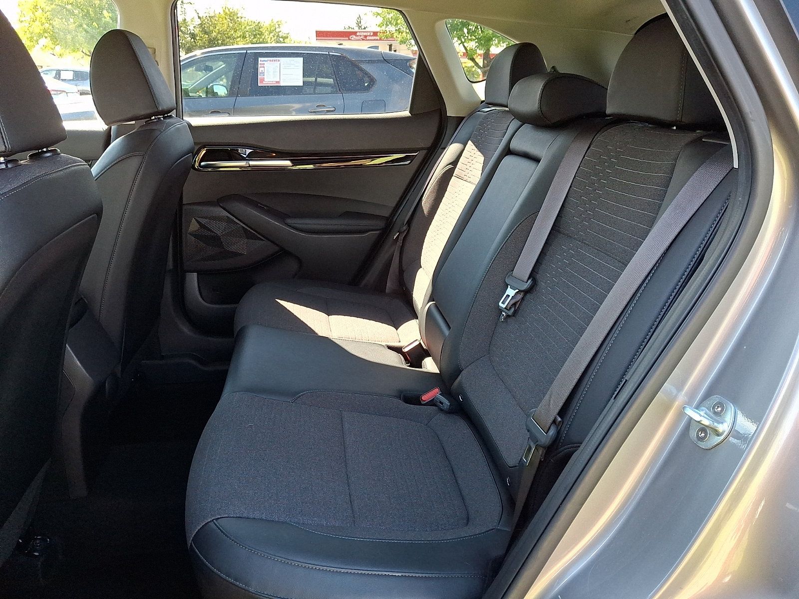 Used 2021 Kia Seltos S AWD/4WD image 10