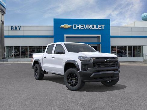 New 2026 Chevrolet Colorado Trail Boss AWD/4WD image 1