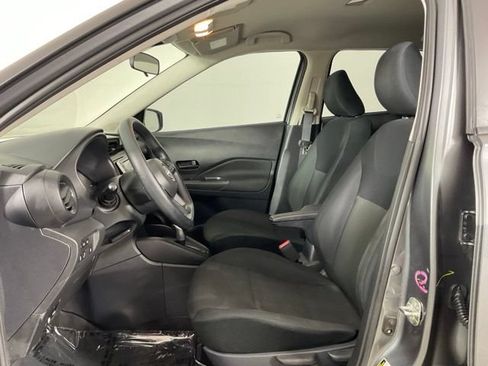 Used 2024 Nissan Kicks S FWD image 18