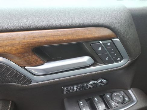 Certified 2022 Chevrolet Silverado 1500 High Country w/ High Country Premium Package image 14