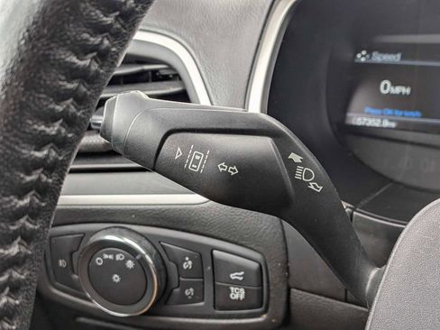 Used 2019 Ford Edge SEL w/ Equipment Group 201A AWD/4WD image 25